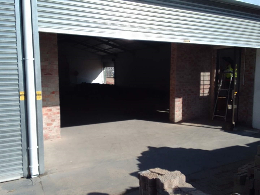 To Let commercial Property for Rent in Diep River Western Cape